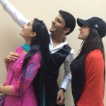 Elli Avram, Sai Lokur and Kapil Sharma selfie on the sets of Kis kisko Pyaar Karoon