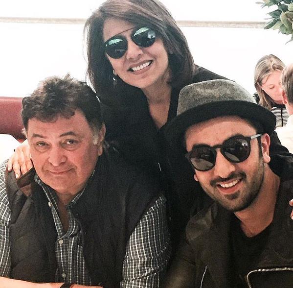 Family pic of Ranbir Kapoor with his parents in London