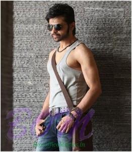 Himesh Reshammiya's new look in Heeriya movie