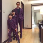 Hrithik Roshan and kids all dressed up in same color for IAAA awards last night