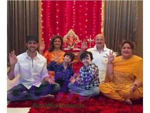 Hrithik Roshan family picture on Ganesh Chaturthi 2015