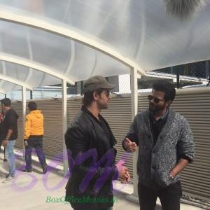 Hrithik and Anil discussing while at Madrid for IIFA 2016