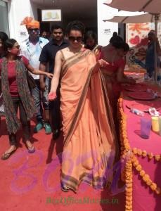 Kangana Ranaut Holi 2016