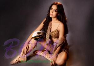 Khushali Kumar all set 4 On screen Debut MAINU ISHQ DA LAGYA ROG