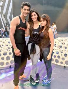 Kriti Sanon with Shiamak's trained instructors Pratik Keswani and Sweekrity