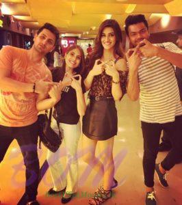 Kriti Sanon with her team members