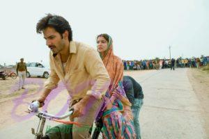 Vaurn Dhawan and Anushka Sharma sharp look from Sui Dhaaga