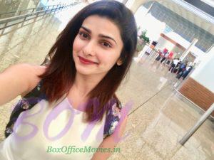 Prachi Desai selfie