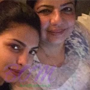 Priyanka Chopra selfie with her Mother