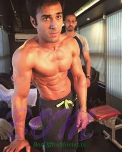 Sameer Hansari is the man behind Pulikit Samrat's new fit body in Sanam Re movie