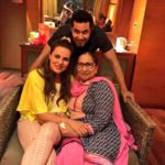 Randeep Hooda with his sister real Anjali Hooda and Sarbjit sister Dalbir Kaur ji