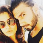 Ranveer Singh selfie with Raveena Tandon