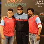 Rate picture of Bollywood Amitabh Bachchan, Shahrukh Khan and Aamit Khan together