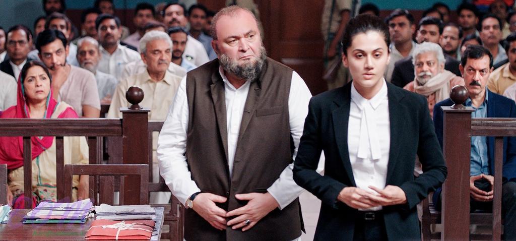 Rishi Kapoor and Taapsee Pannu in a still of MULK movie