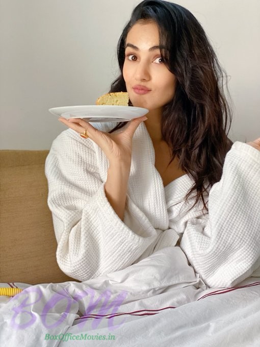 SONAL CHAUHAN Good Morning