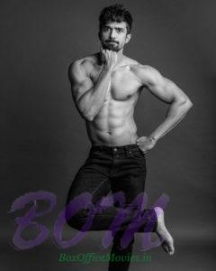 Saqib Saleem‏ fit pic