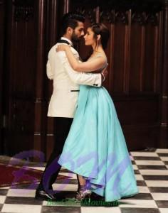 Shahid Kapoor and Alia Bhatt during a romantic scene fro Shaandaar movie