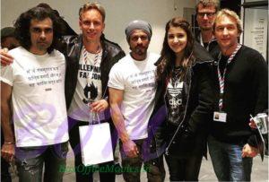 Shahrukh Khun, Ahushka Sharman and Imtiaz Ali with team Red Chillies Entertainment in Amsterdam