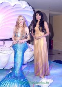 Sheena Chohan with beautiful flute mermaid from Russia at the Brand launch for United 21-'The Grand' in Pune