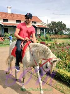 Sidharth Malhotra learning Horsing now a days