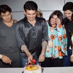 Sonu Nigam celebrating Omung Kumar birthday on 9 Oct 2015