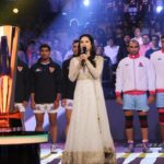Sunny Leone picture while singing National Anthem pro Kabaddi