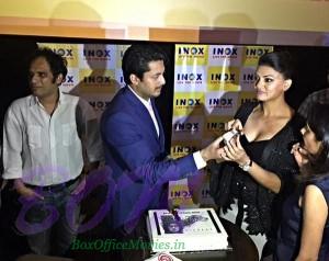 Sushmita Sen & Jisshu Sengupta cutting the cake at the Premiere of Nirbaak at Inox Quest Mall