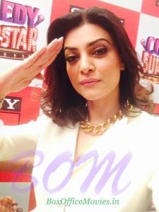 Sushmita Sen Salute Selfie