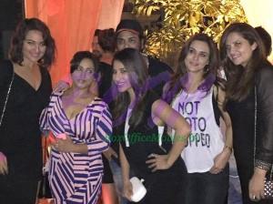 Together Sonakshi Sinha, Preity Zinta, Divya Dutta, Sophie Choudry and others