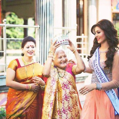 Urvashi Rautel with her Mother and Grand Mother