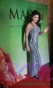 Urvashi Rautela looking hot at the Celebrity Special Screening of Manjhi