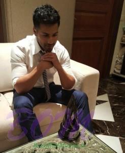 Varun Dhawan Brand Ambassador of the year 2016 award picture by Dad David Dhawan