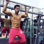 Varun Dhawan looking stunning when pumping iron in this pic