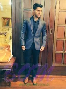 Varun Dhawan while leave before Filmfare 2015