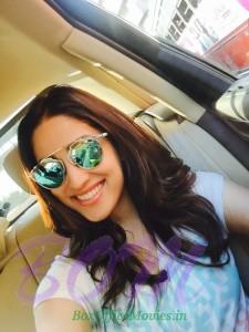 Yami Gautam Happy Day selfie